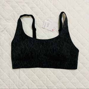 Lululemon In Alignment Straight-Strap Bra *Light Support, A/B Cup